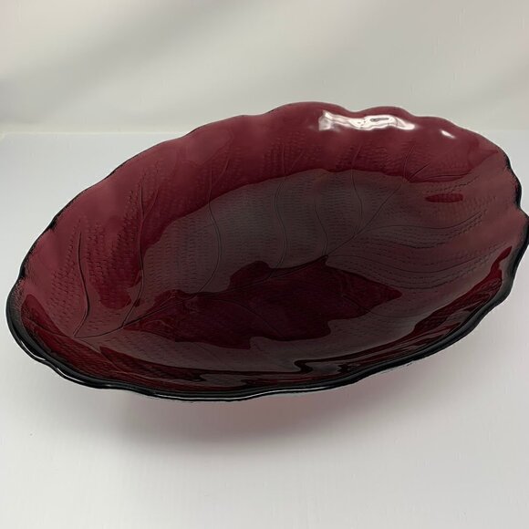 Vintage Purple Glass Platter Leaf Art Glass Serving Platter Charcuterie - Picture 2 of 10